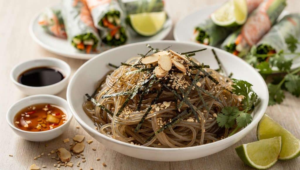 Salade Façon Rouleaux de Printemps : une Recette Légère et Savoureuse
