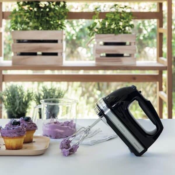 Découvrez notre test détaillé du mixeur KitchenAid 5KHM9212 : efficacité, design innovant et performances en cuisine. Avis complet et conseils d'achat. 