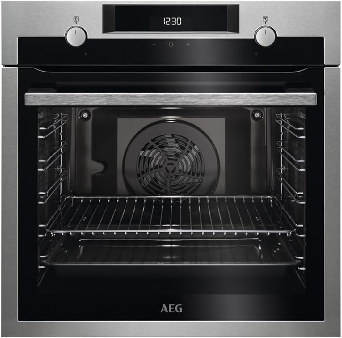 Test du four AEG BEE435111M : multifonction et performant